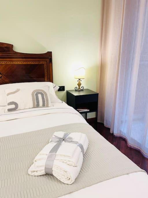 Re Gallo Luxury Apartment Plebiscito In Via Chiaia เนเปิลส์ ภายนอก รูปภาพ